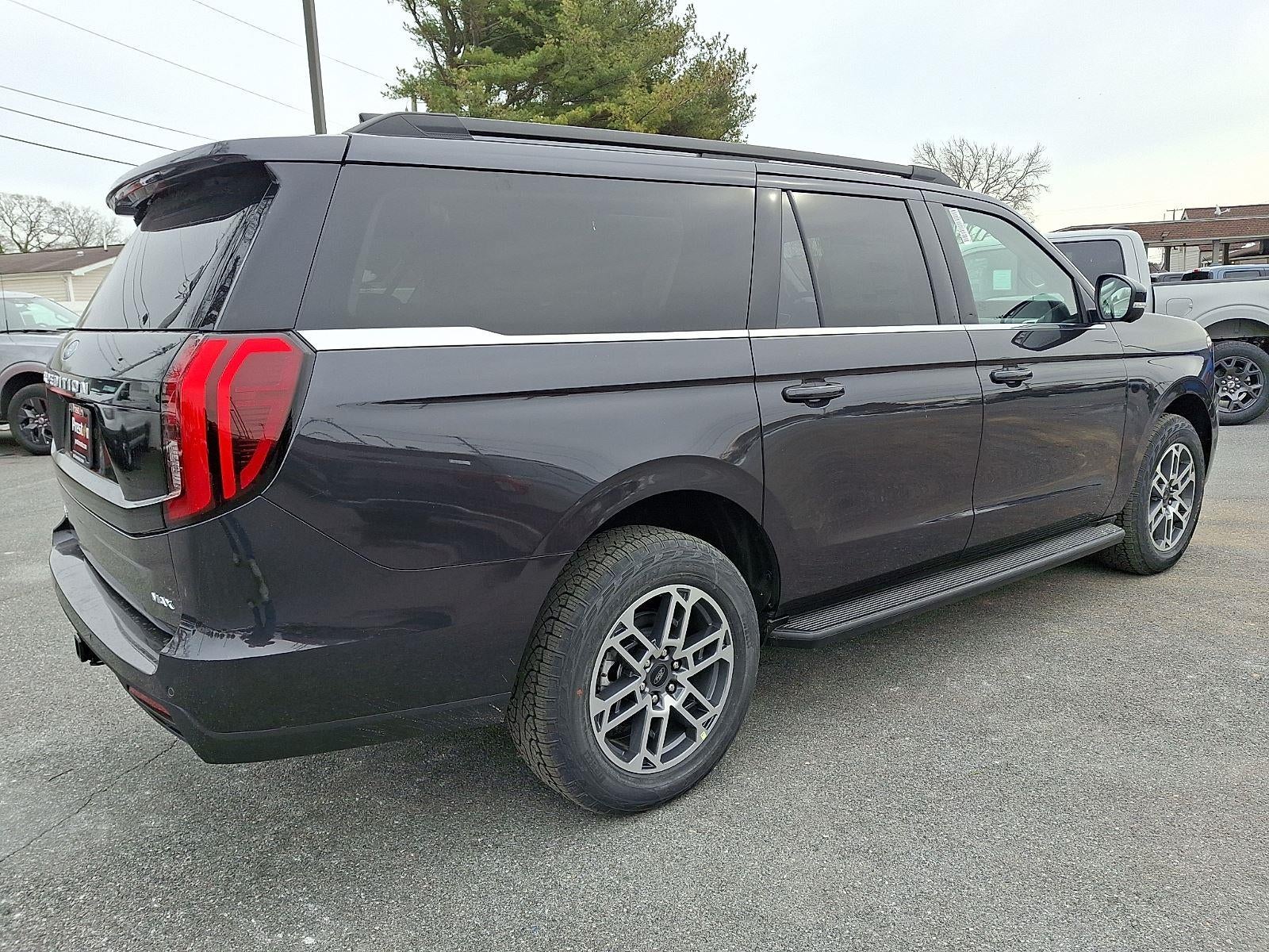 2026 Ford Expedition Max Active