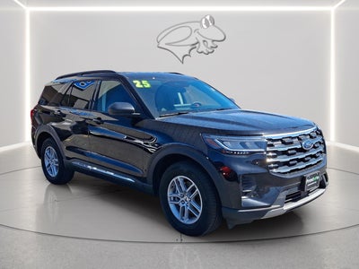 2025 Ford EXPLORER XLT