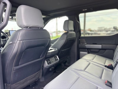 2025 Ford F-150 Lightning LARIAT
