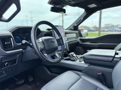 2025 Ford F-150 Lightning LARIAT