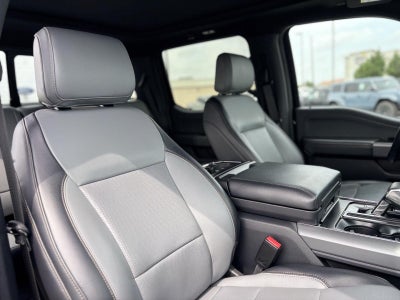 2025 Ford F-150 Lightning LARIAT