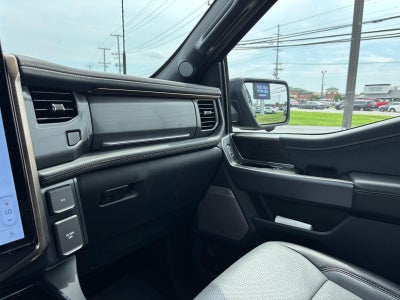 2025 Ford F-150 Lightning LARIAT