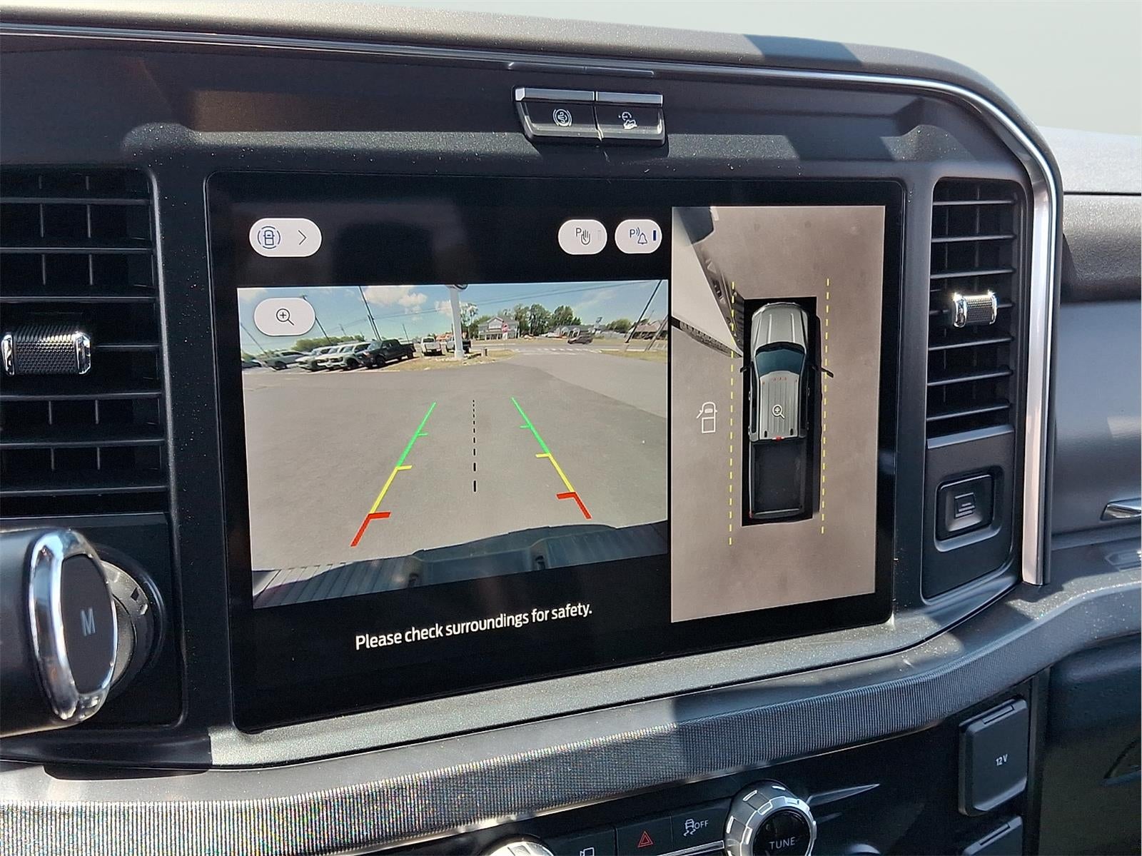 2025 Ford Super Duty F-250 Platinum
