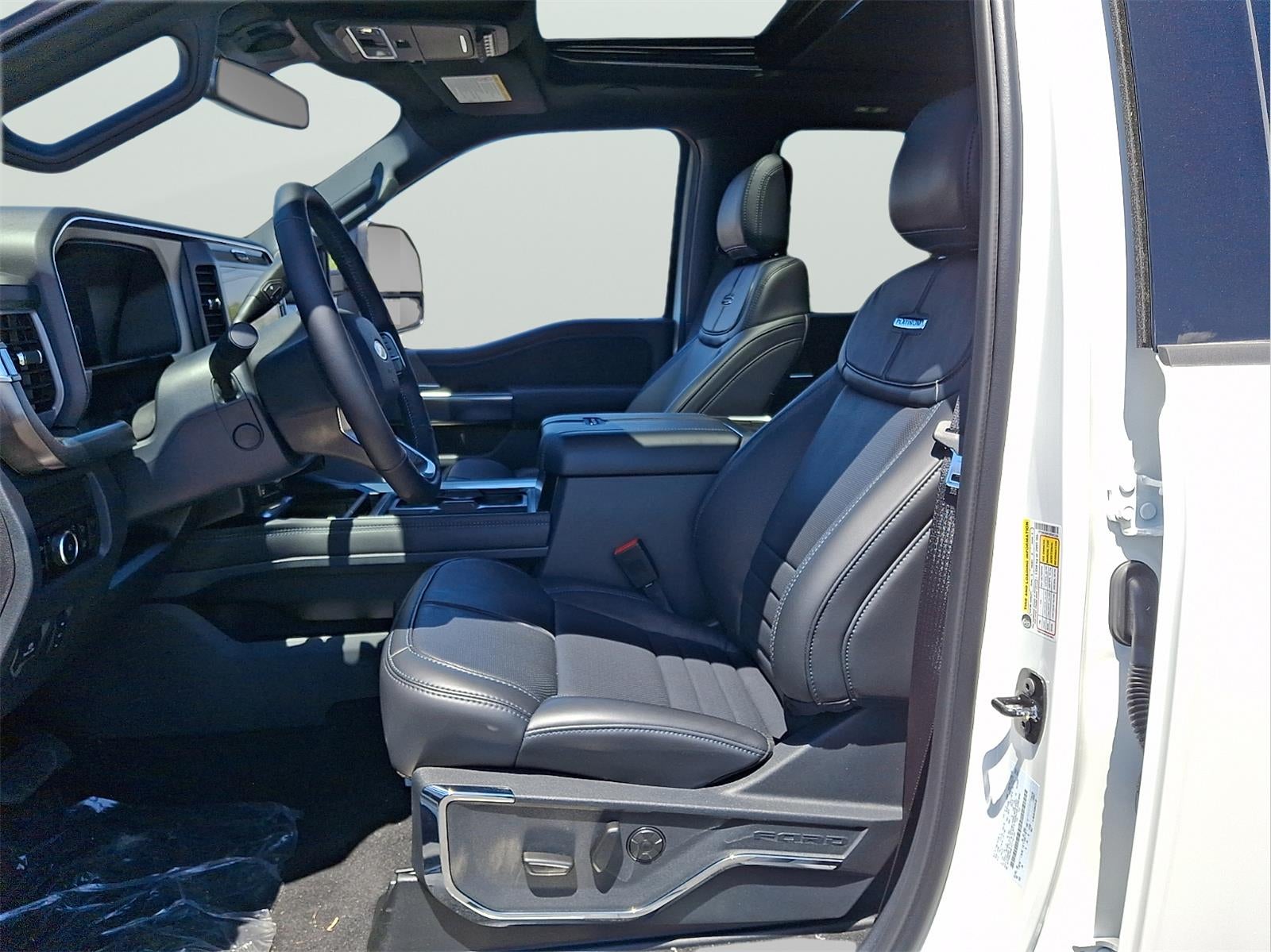 2025 Ford Super Duty F-250 Platinum