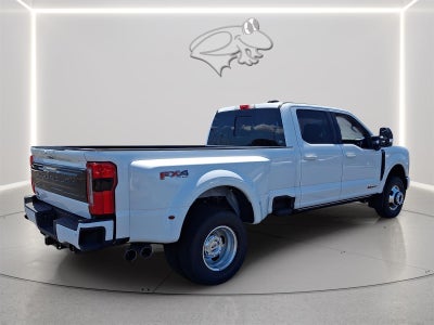 2026 Ford Super Duty F-350 Platinum