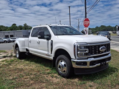 2026 Ford Super Duty F-350 DRW Lariat