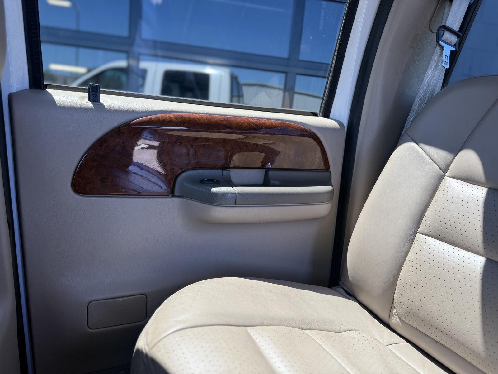 2001 Ford F-250 Base