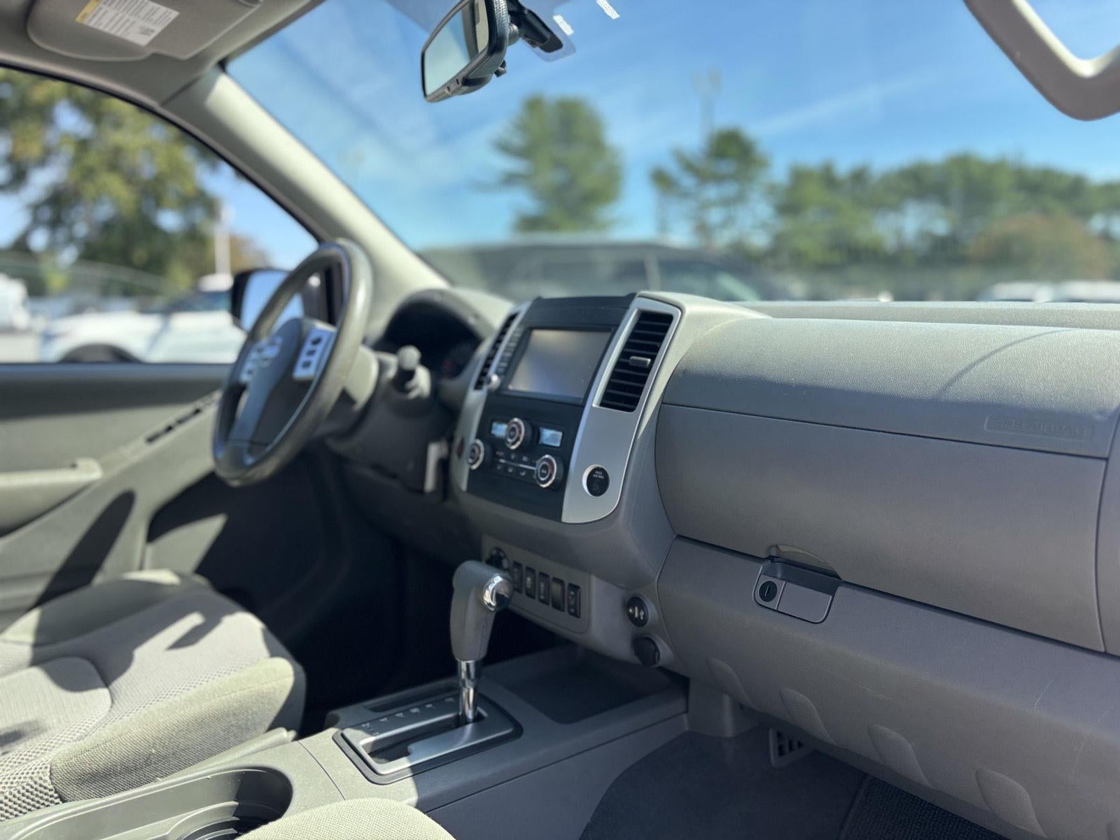 2019 Nissan Frontier Base