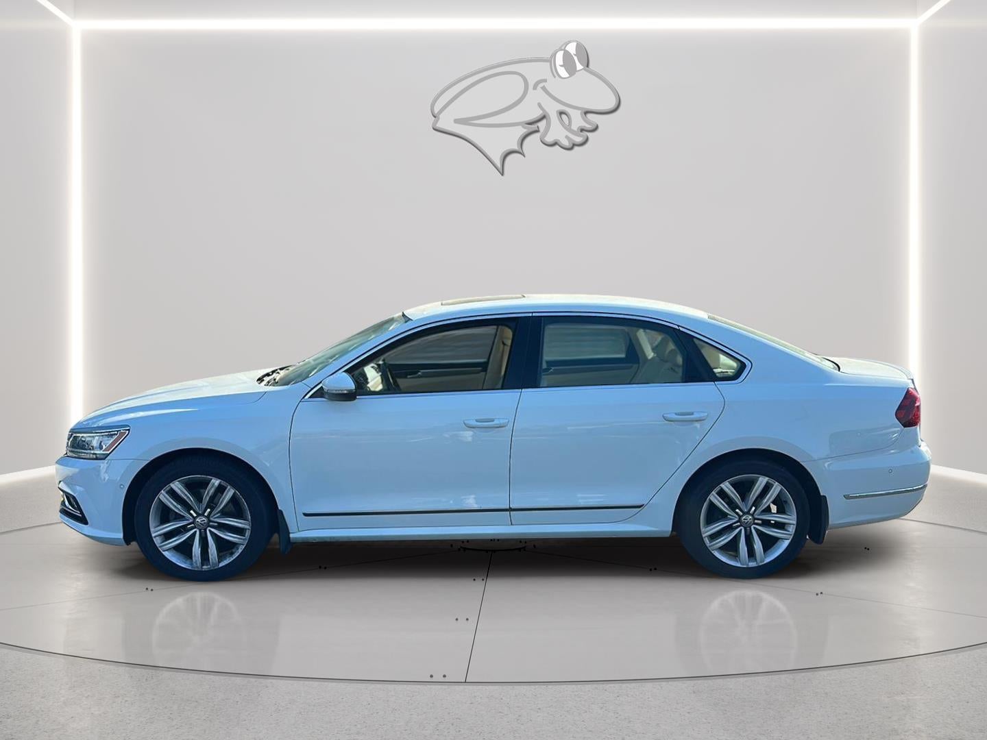2017 Volkswagen Passat 1.8T SEL Premium