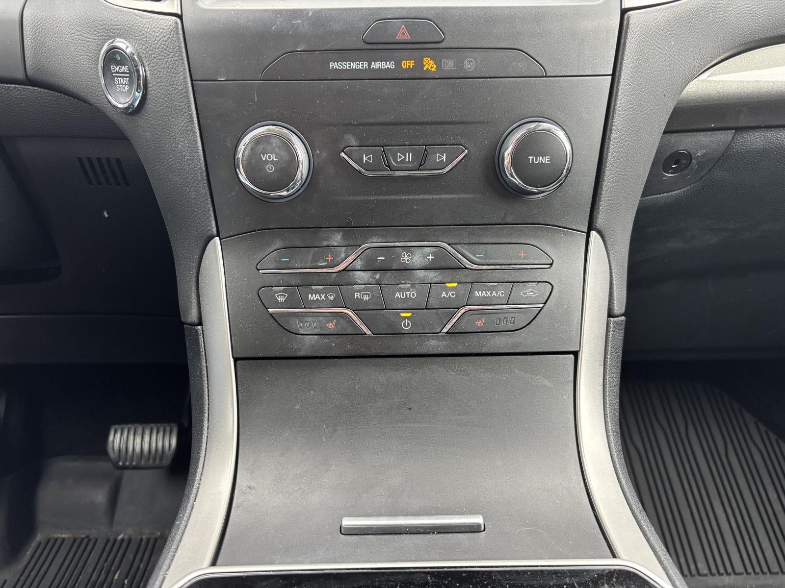 2020 Ford Edge SEL
