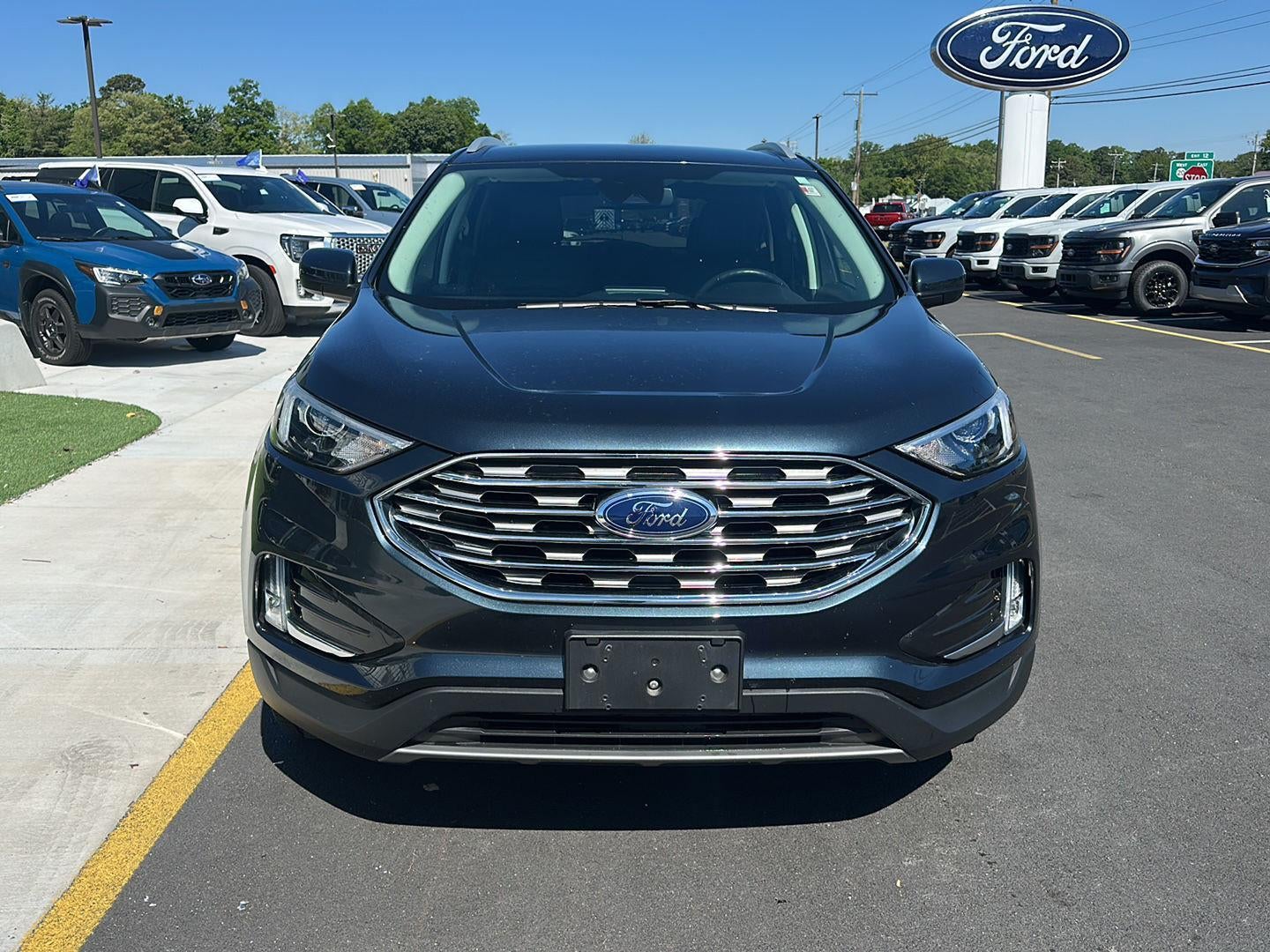 2022 Ford Edge SEL