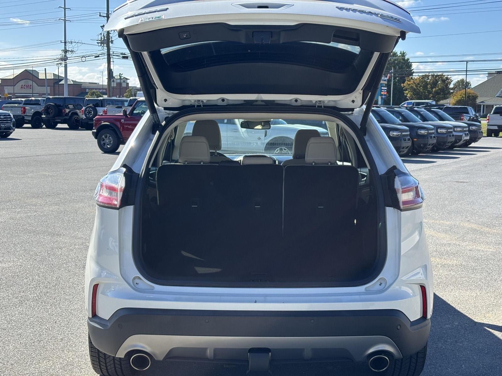 2020 Ford Edge Titanium