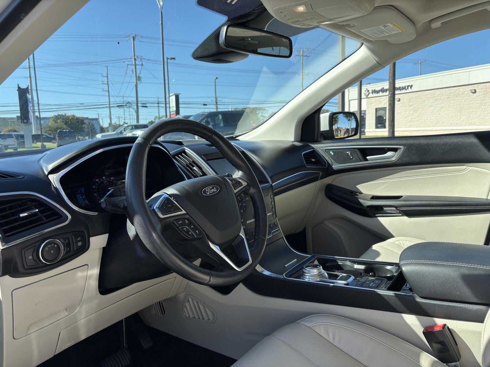 2020 Ford Edge Titanium