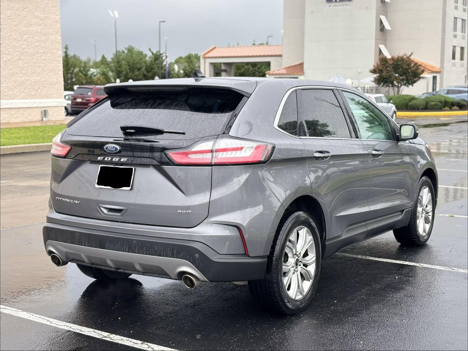 2024 Ford Edge Titanium