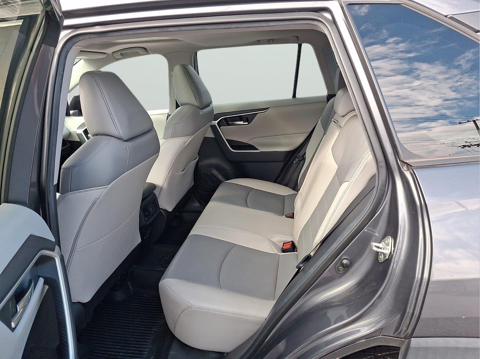 2020 Toyota RAV4 XLE Premium