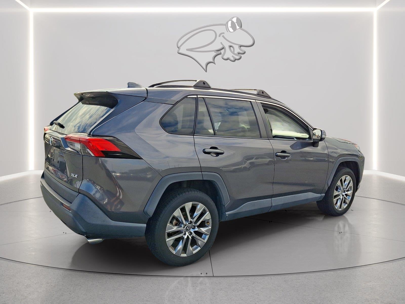 2020 Toyota RAV4 XLE Premium