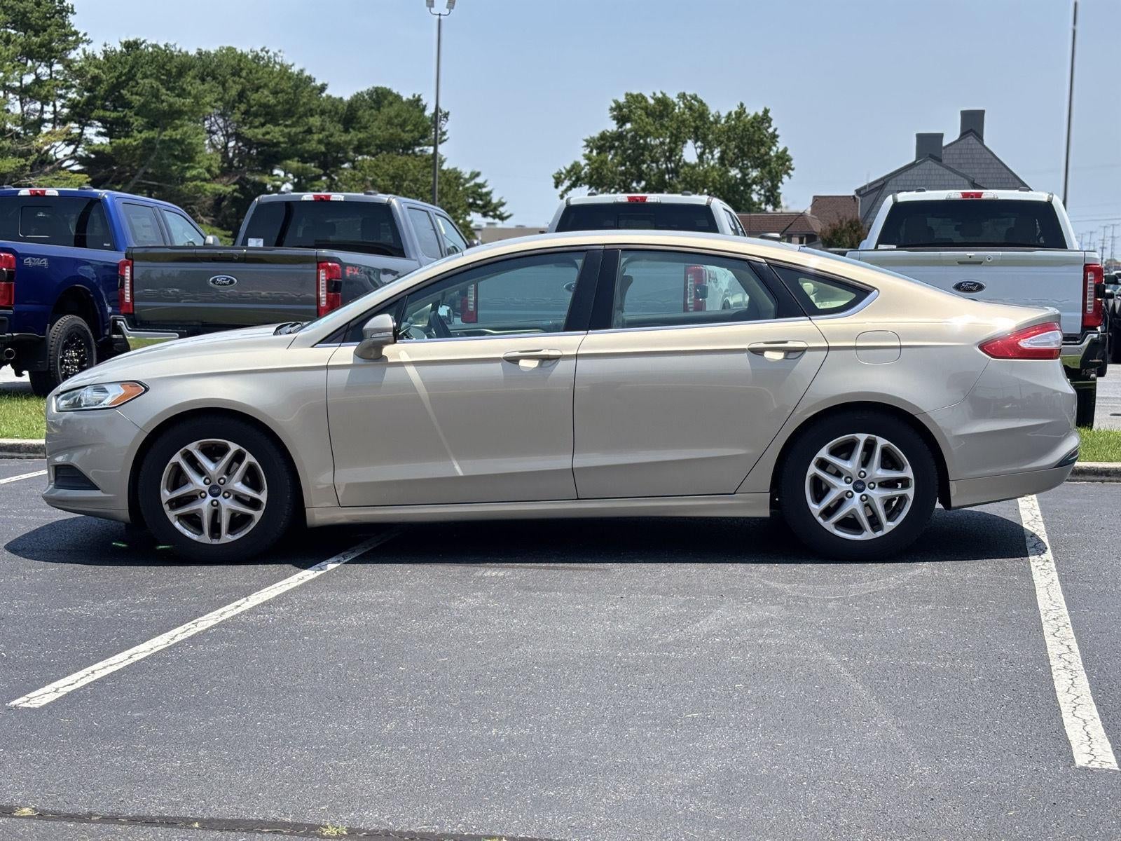 2015 Ford Fusion SE