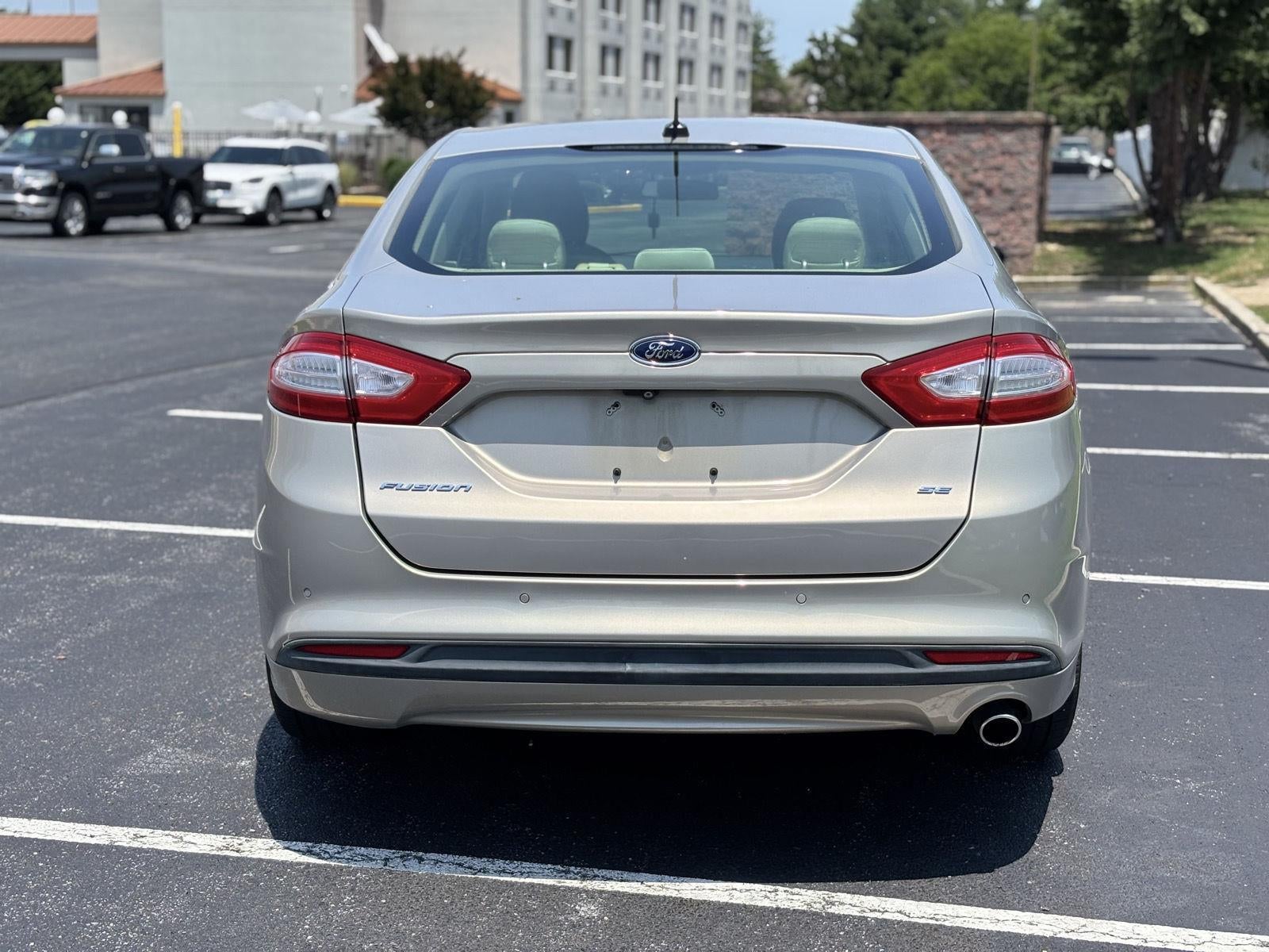 2015 Ford Fusion SE