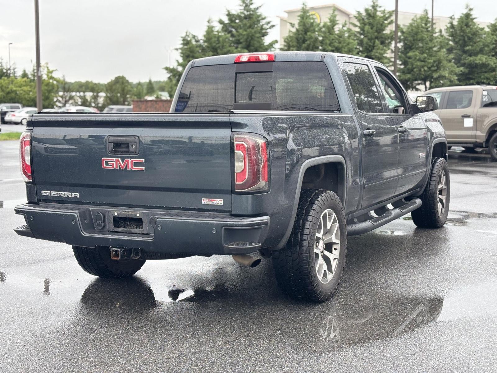 2017 GMC Sierra 1500 SLT