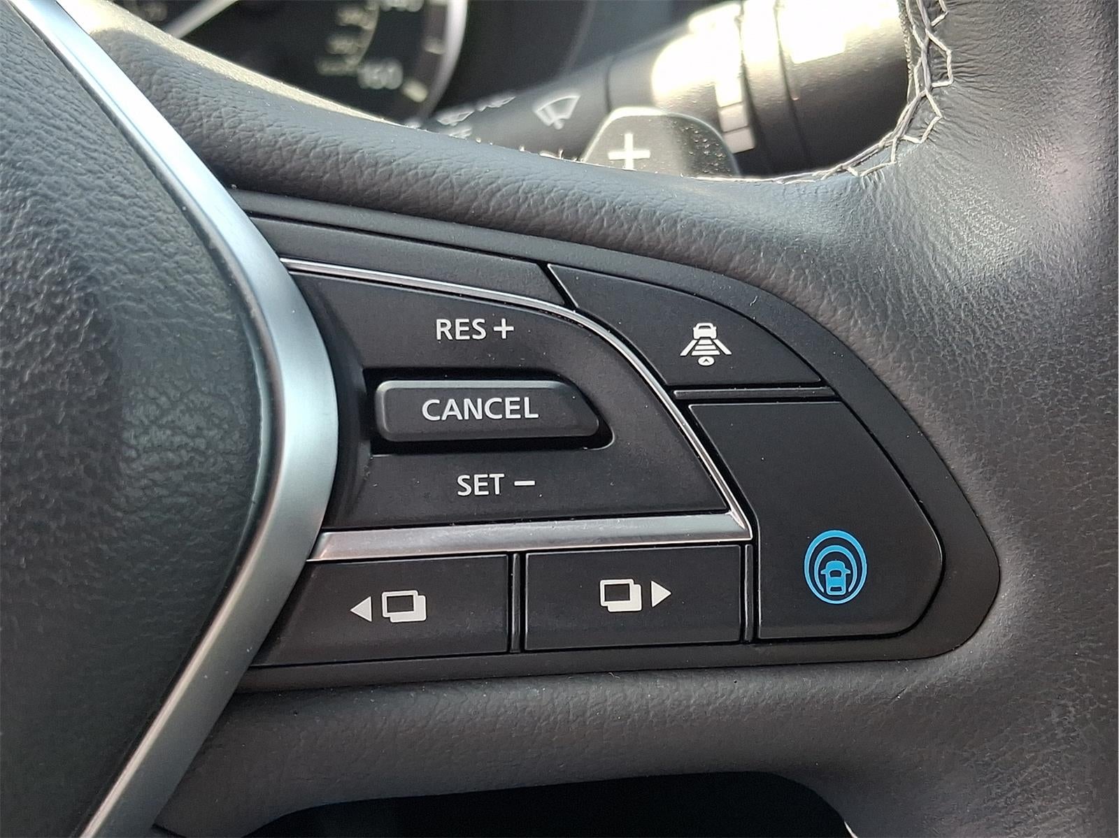 2022 INFINITI QX50 LUXE