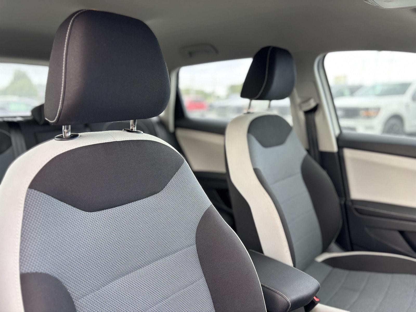 2025 Volkswagen Taos S