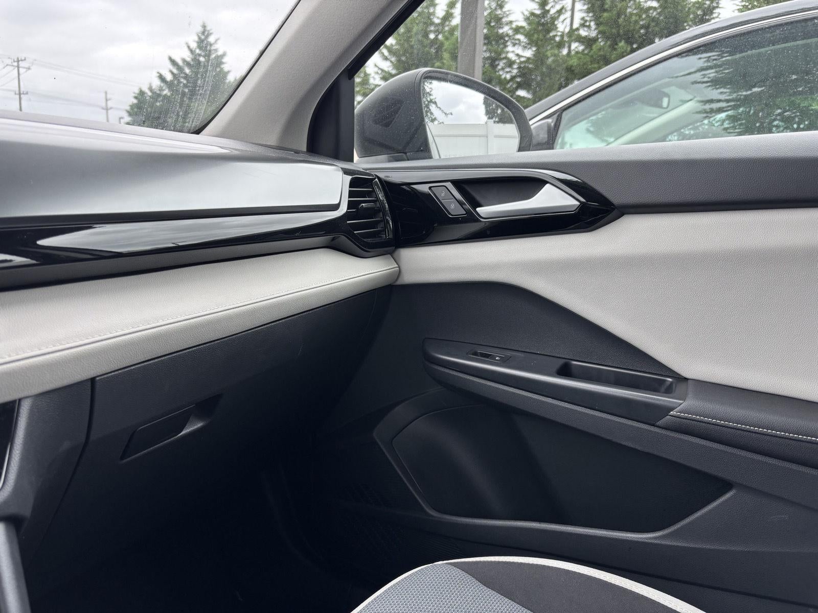 2025 Volkswagen Taos S