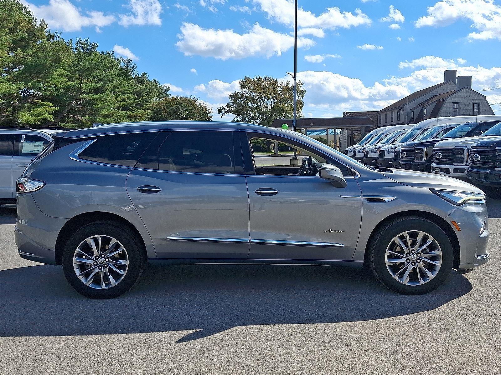 2023 Buick Enclave Avenir