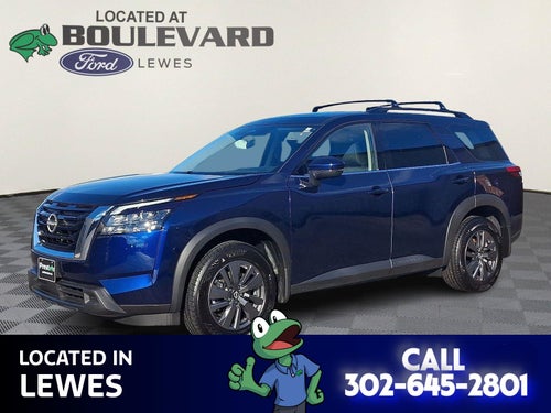 2025 Nissan Pathfinder SV