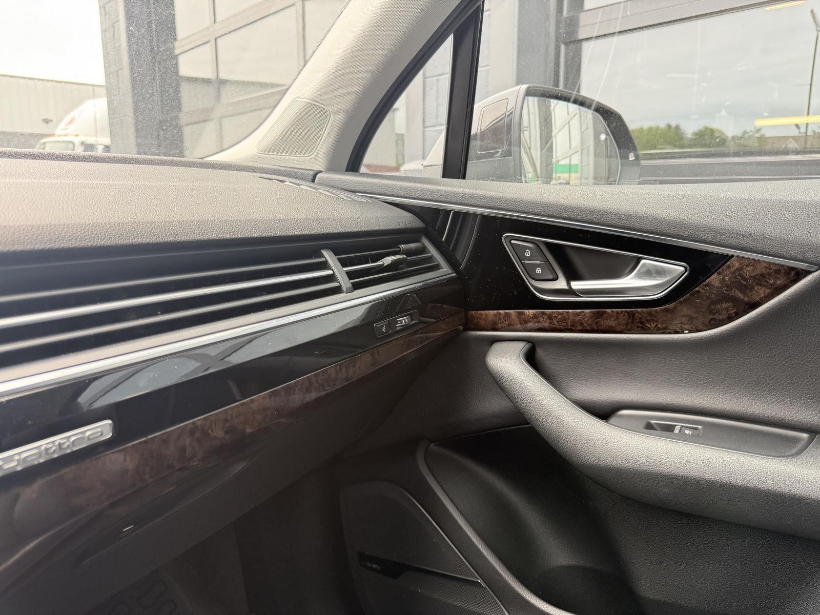 2018 Audi Q7 Prestige