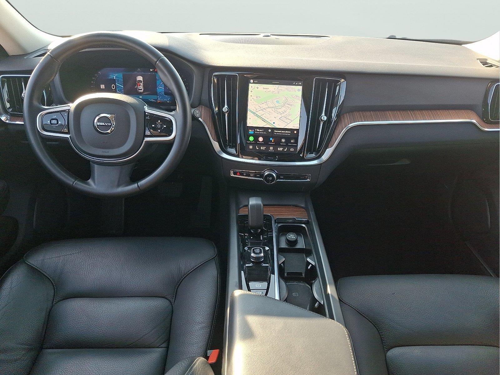 2025 Volvo V60 Cross Country Plus