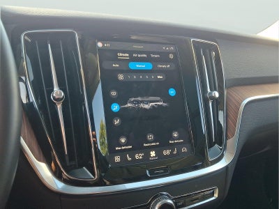2025 Volvo V60 Cross Country Plus