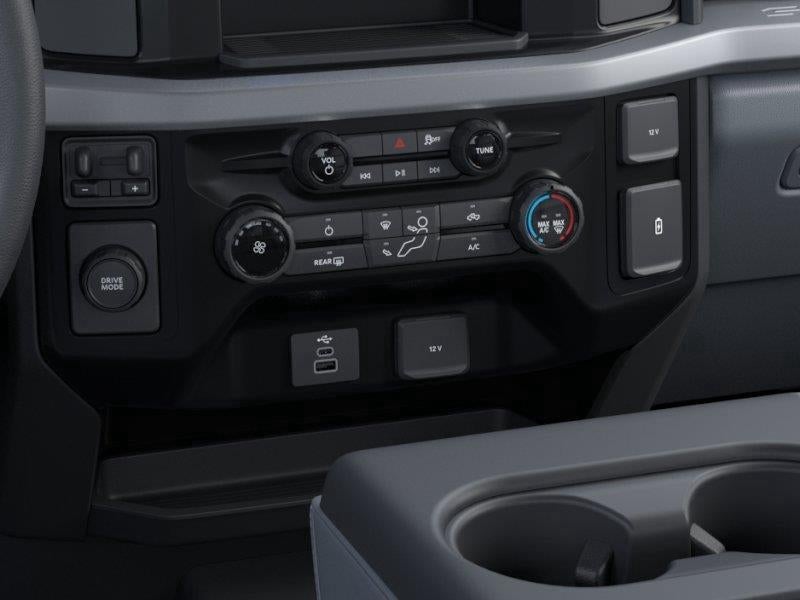 2026 Ford Super Duty F-550 DRW XL