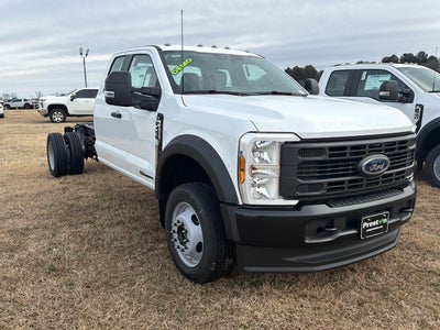 2026 Ford Super Duty F-450 DRW XL CHASSIS ONLY