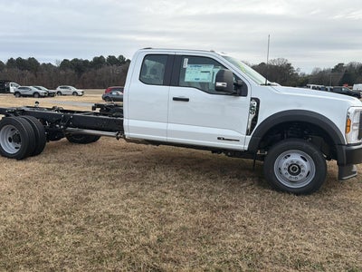2026 Ford Super Duty F-450 DRW XL CHASSIS ONLY