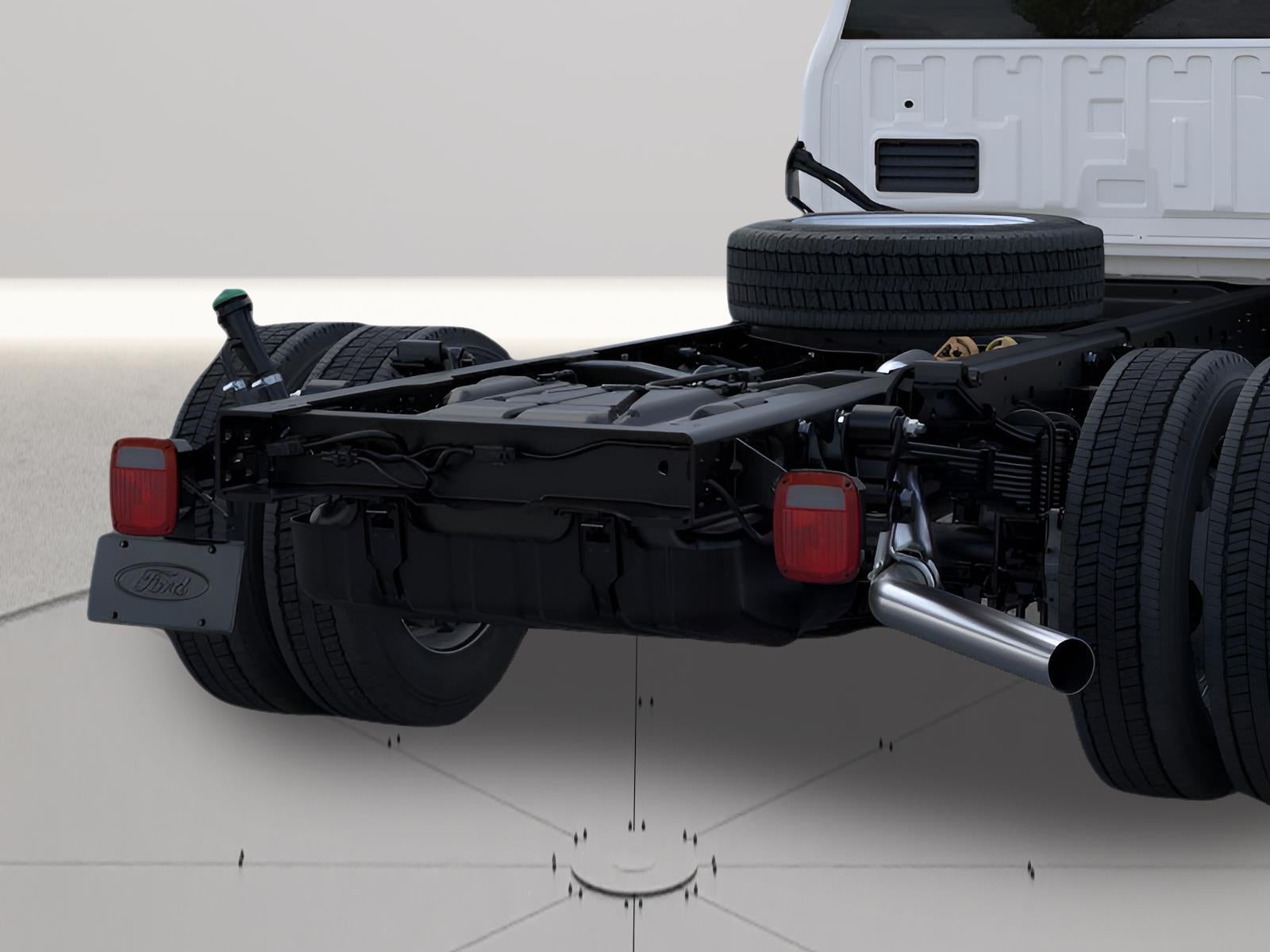 2026 Ford Super Duty F-550 DRW XL CHASSIS ONLY