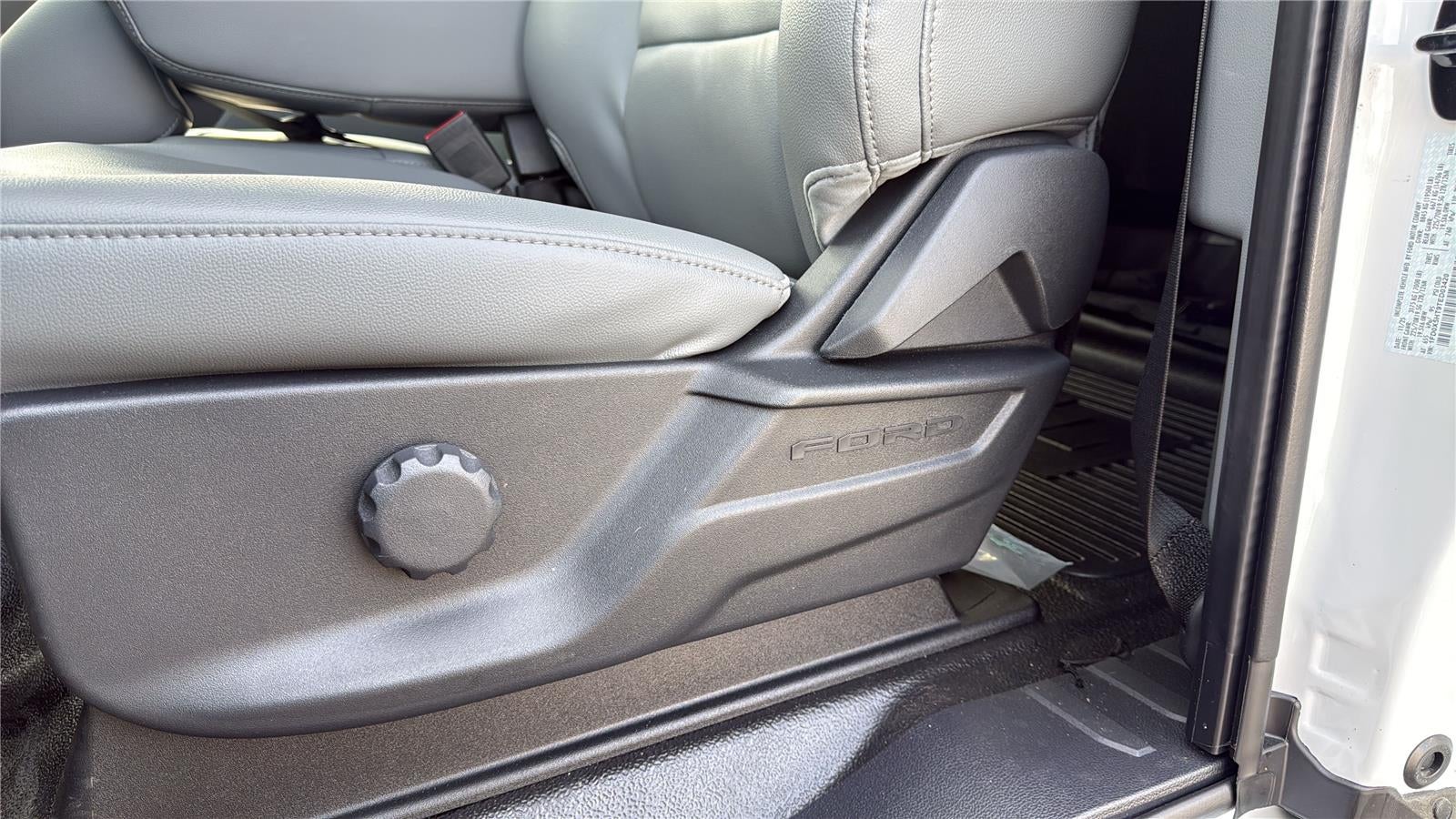 2026 Ford Super Duty F-550 DRW XL CHASSIS ONLY