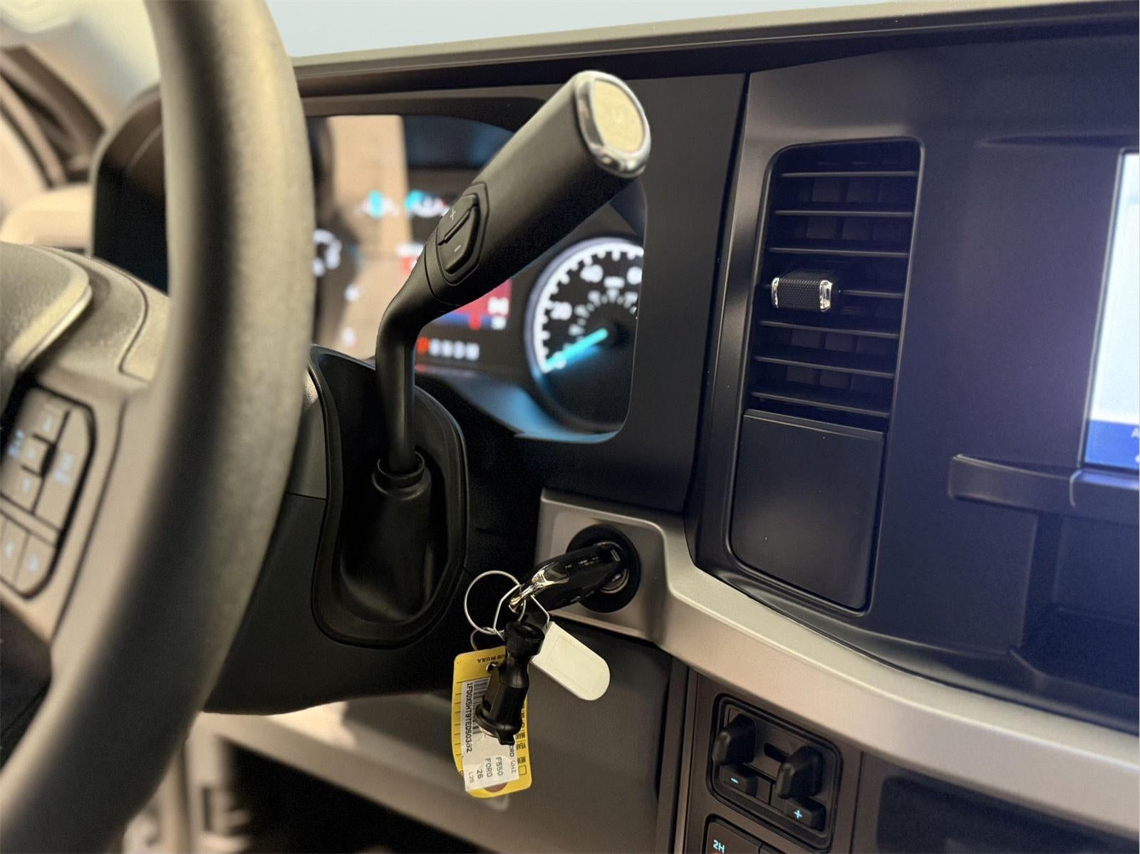 2026 Ford Super Duty F-550 DRW XL CHASSIS ONLY