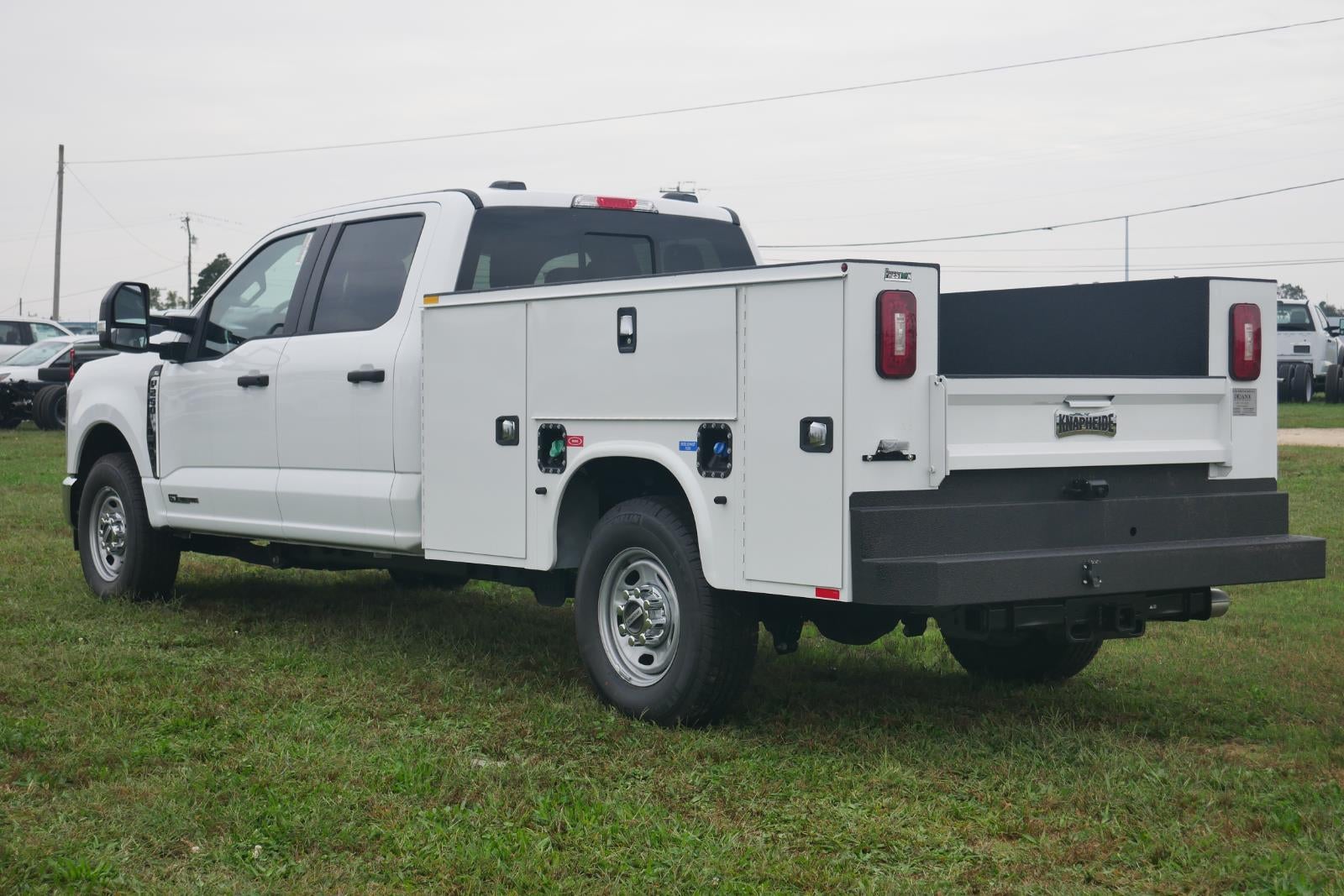 2025 Ford Super Duty F-250 8' KNAPHEIDE SERVICE BODY, SPRAY IN LINER, CLASS V HITCH