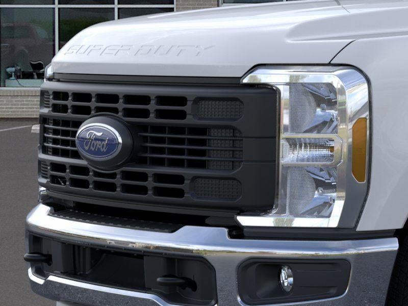 2025 Ford Super Duty F-250 8' KNAPHEIDE SERVICE BODY, SPRAY IN LINER, CLASS V HITCH