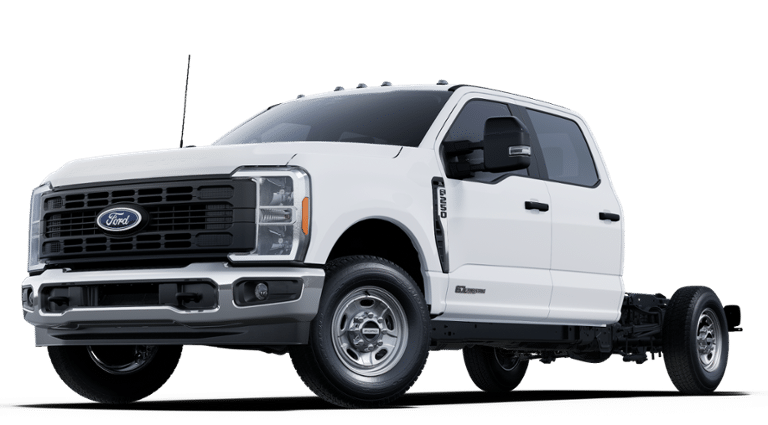 2025 Ford Super Duty F-250 8' KNAPHEIDE SERVICE BODY, SPRAY IN LINER, CLASS V HITCH
