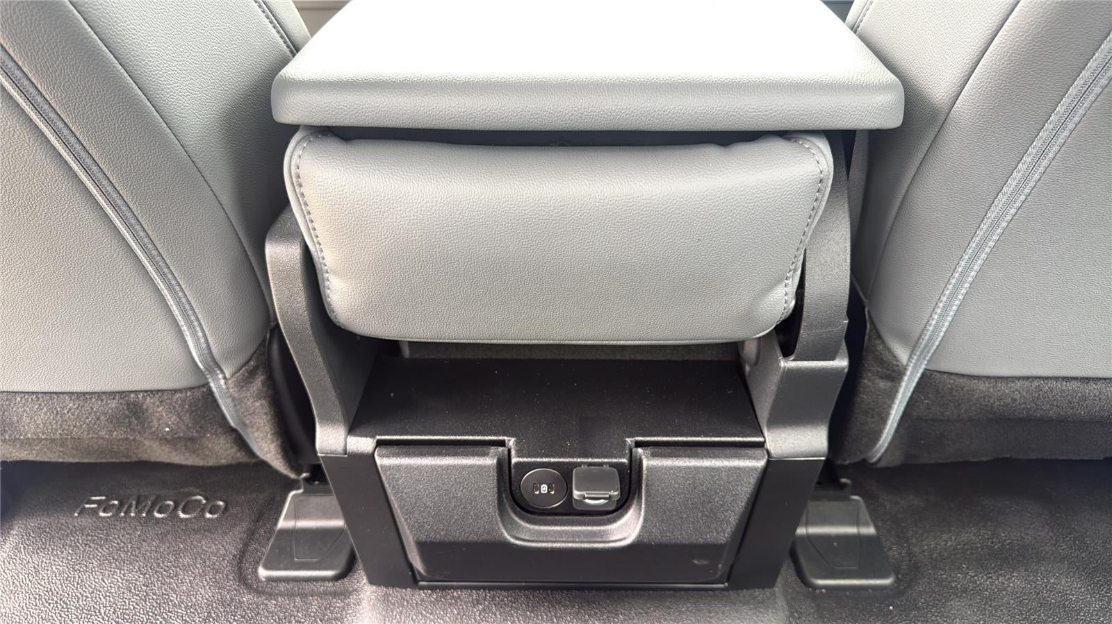 2026 Ford Super Duty F-250 9' READING CLASSISC II, C260 PKG, CLASS V HITCH