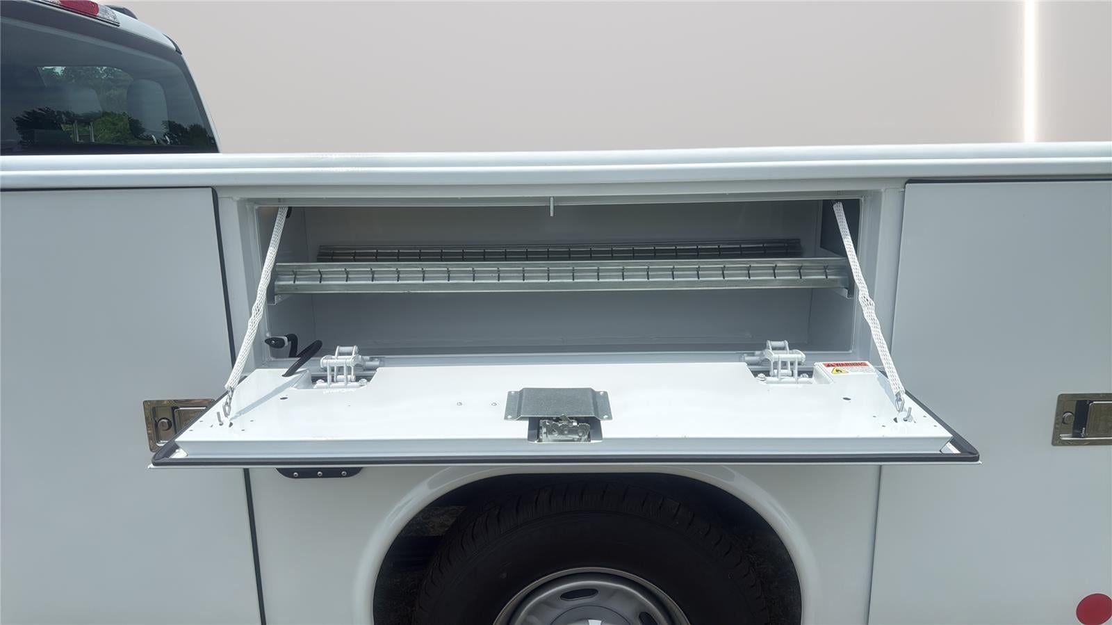 2026 Ford Super Duty F-250 9' READING CLASSISC II, C260 PKG, CLASS V HITCH