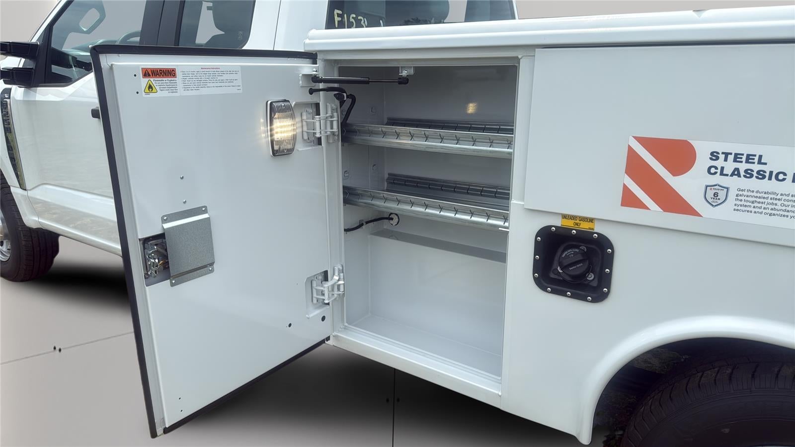 2026 Ford Super Duty F-250 9' READING CLASSISC II, C260 PKG, CLASS V HITCH