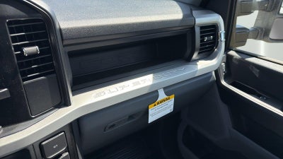 2026 Ford Super Duty F-350 SRW 9' KNAPHEIDE SERVICE BODY, CLASS V HITCH, SPRAY IN LINER, REMOTE LOCKS