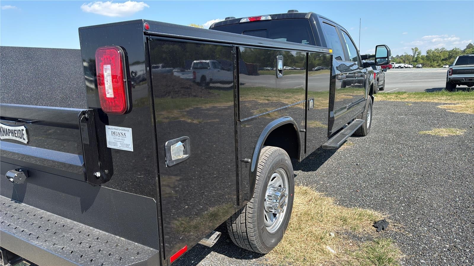 2026 Ford Super Duty F-350 SRW XL CHASSIS ONLY