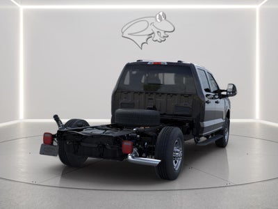 2026 Ford Super Duty F-350 SRW XL CHASSIS ONLY
