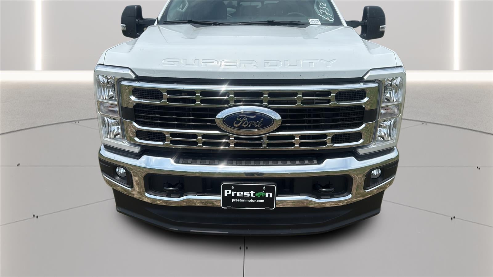 2026 Ford Super Duty F-350 SRW 9' KNAPHEIDE SERIVE BODY, REMOTE LOCKS, SPRAY IN LINER, CLASS V HITCH