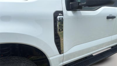 2026 Ford Super Duty F-350 SRW 9' KNAPHEIDE SERIVE BODY, REMOTE LOCKS, SPRAY IN LINER, CLASS V HITCH