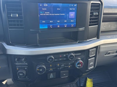 2025 Ford Super Duty F-350 SRW XL