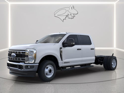 2026 Ford Super Duty F-350 DRW XL